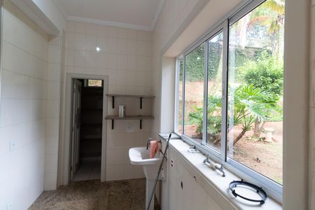 Casa de condomínio à venda com 750m², 4 quartos e 4 vagas Casa de condomínio à venda com 750m², 4 quartos e 4 vagasCOZINHA