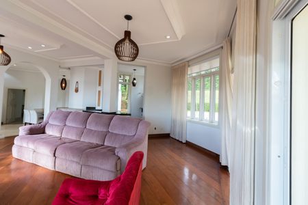 Casa de condomínio à venda com 750m², 4 quartos e 4 vagas Casa de condomínio à venda com 750m², 4 quartos e 4 vagasSALA