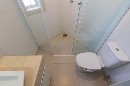 Casa de condomínio à venda com 750m², 4 quartos e 4 vagas Casa de condomínio à venda com 750m², 4 quartos e 4 vagasBANHEIRO DA SUITE 2