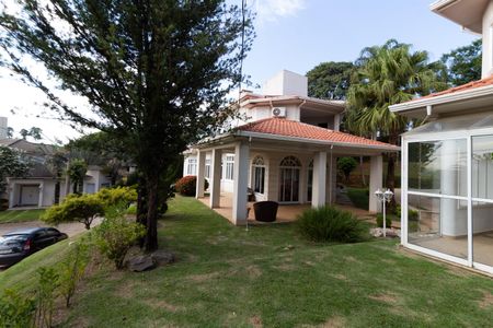 Casa de condomínio à venda com 750m², 4 quartos e 4 vagas Casa de condomínio à venda com 750m², 4 quartos e 4 vagasÁREA EXTERNAA