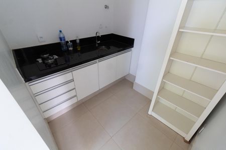 Casa de condomínio à venda com 750m², 4 quartos e 4 vagas Casa de condomínio à venda com 750m², 4 quartos e 4 vagasCOZINHA SOBRADO