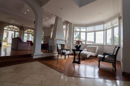 Casa de condomínio à venda com 750m², 4 quartos e 4 vagas Casa de condomínio à venda com 750m², 4 quartos e 4 vagasSALA DE ESTAR