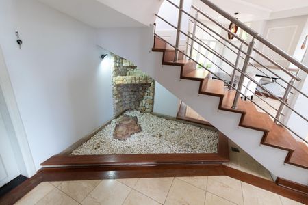 Casa de condomínio à venda com 750m², 4 quartos e 4 vagas Casa de condomínio à venda com 750m², 4 quartos e 4 vagasESCADAS ACESSOS