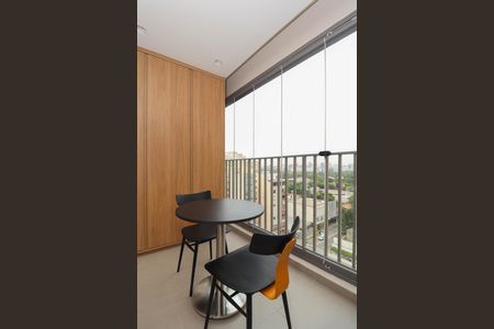 Studio para alugar com 25m², 1 quarto e sem vaga Studio para alugar com 25m², 1 quarto e sem vagaVaranda da Sala