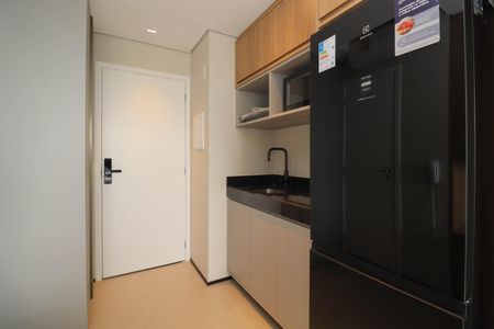 Studio para alugar com 25m², 1 quarto e sem vaga Studio para alugar com 25m², 1 quarto e sem vagaSala/Cozinha