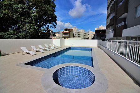 Apartamento à venda com 80m², 3 quartos e 1 vaga Apartamento à venda com 80m², 3 quartos e 1 vagaÁrea comum - Piscina