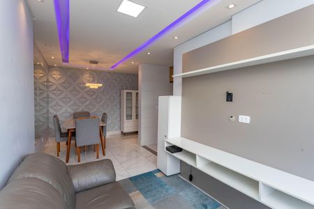 Apartamento à venda com 80m², 3 quartos e 1 vaga Apartamento à venda com 80m², 3 quartos e 1 vagaSala