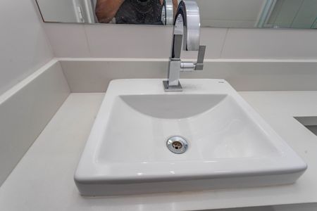 Apartamento à venda com 80m², 3 quartos e 1 vaga Apartamento à venda com 80m², 3 quartos e 1 vagaBanheiro