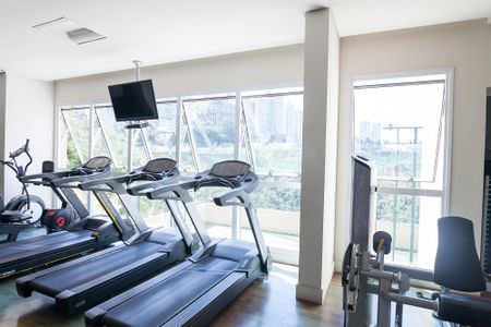 Apartamento para alugar com 137m², 2 quartos e 2 vagas Apartamento para alugar com 137m², 2 quartos e 2 vagasÁrea comum - Academia