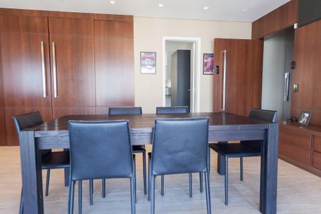 Apartamento para alugar com 137m², 2 quartos e 2 vagas Apartamento para alugar com 137m², 2 quartos e 2 vagasSala de Jantar