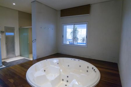 Apartamento para alugar com 137m², 2 quartos e 2 vagas Apartamento para alugar com 137m², 2 quartos e 2 vagasÁrea comum - Hidro massagem