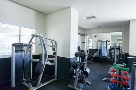 Apartamento para alugar com 137m², 2 quartos e 2 vagas Apartamento para alugar com 137m², 2 quartos e 2 vagasÁrea comum - Academia