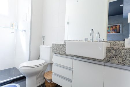 Apartamento para alugar com 137m², 2 quartos e 2 vagas Apartamento para alugar com 137m², 2 quartos e 2 vagasBanheiro Social