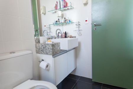 Apartamento para alugar com 137m², 2 quartos e 2 vagas Apartamento para alugar com 137m², 2 quartos e 2 vagasBanheiro da Suíte