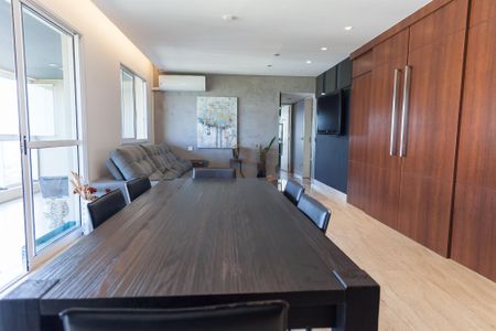 Apartamento para alugar com 137m², 2 quartos e 2 vagas Apartamento para alugar com 137m², 2 quartos e 2 vagasSala de Jantar