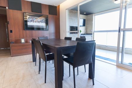 Apartamento para alugar com 137m², 2 quartos e 2 vagas Apartamento para alugar com 137m², 2 quartos e 2 vagasSala de Jantar