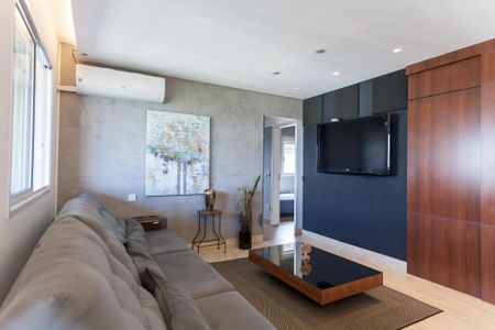 Apartamento para alugar com 137m², 2 quartos e 2 vagas Apartamento para alugar com 137m², 2 quartos e 2 vagasSala de TV