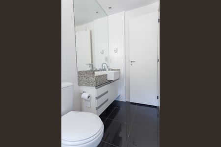 Apartamento para alugar com 137m², 2 quartos e 2 vagas Apartamento para alugar com 137m², 2 quartos e 2 vagasBanheiro Social