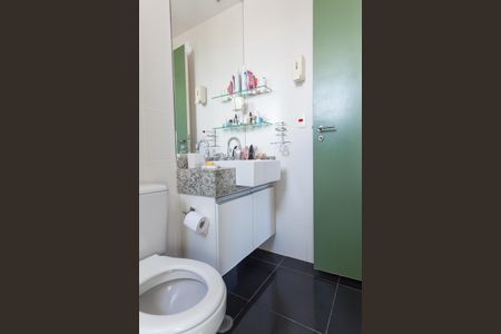 Apartamento para alugar com 137m², 2 quartos e 2 vagas Apartamento para alugar com 137m², 2 quartos e 2 vagasBanheiro da Suíte