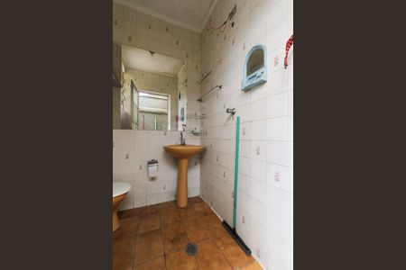 Casa à venda com 160m², 4 quartos e 3 vagas Casa à venda com 160m², 4 quartos e 3 vagasBanheiro de Serviço