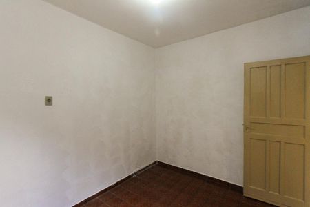 Casa à venda com 160m², 4 quartos e 3 vagas Casa à venda com 160m², 4 quartos e 3 vagasQuarto