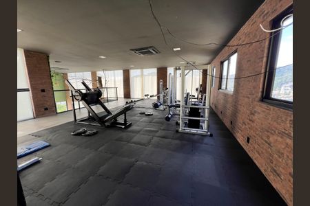 Casa à venda com 1200m², 4 quartos e 8 vagas Casa à venda com 1200m², 4 quartos e 8 vagasÁrea comum - Academia