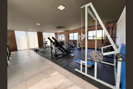 Casa à venda com 1200m², 4 quartos e 8 vagas Casa à venda com 1200m², 4 quartos e 8 vagasÁrea comum - Academia