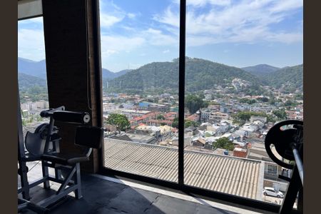 Casa à venda com 1200m², 4 quartos e 8 vagas Casa à venda com 1200m², 4 quartos e 8 vagasÁrea comum - Academia