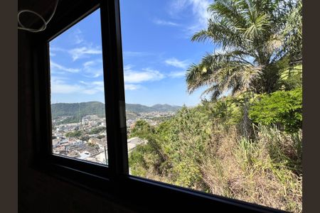 Casa à venda com 1200m², 4 quartos e 8 vagas Casa à venda com 1200m², 4 quartos e 8 vagasÁrea comum - Academia vista