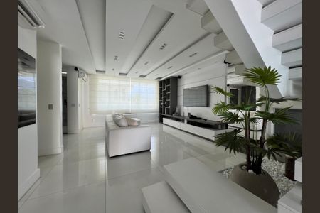 Casa à venda com 1200m², 4 quartos e 8 vagas Casa à venda com 1200m², 4 quartos e 8 vagasSala 2