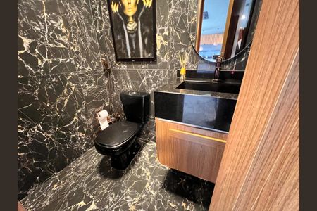 Casa à venda com 1200m², 4 quartos e 8 vagas Casa à venda com 1200m², 4 quartos e 8 vagasLavabo 2 do escritório