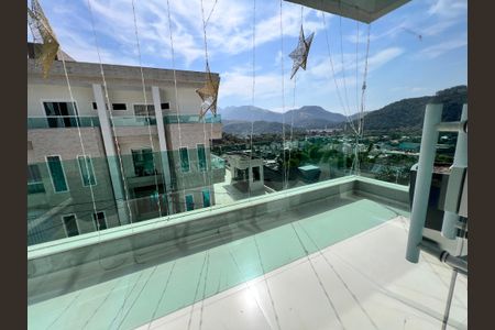 Casa à venda com 1200m², 4 quartos e 8 vagas Casa à venda com 1200m², 4 quartos e 8 vagasvaranda da suíte 3