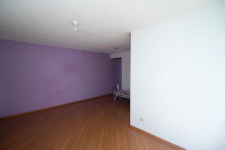 Apartamento à venda com 70m², 3 quartos e 1 vaga Apartamento à venda com 70m², 3 quartos e 1 vagaSala