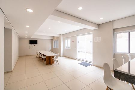 Apartamento à venda com 25m², 1 quarto e sem vaga Apartamento à venda com 25m², 1 quarto e sem vagaÁrea comum - Salão de festas