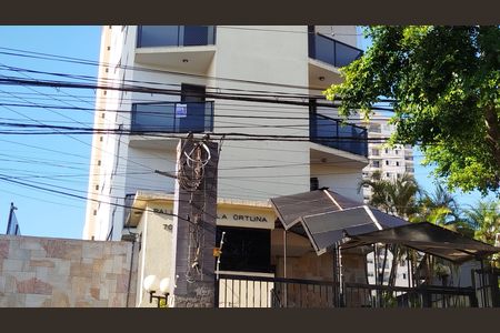 Apartamento à venda com 124m², 3 quartos e 2 vagas Apartamento à venda com 124m², 3 quartos e 2 vagasFachada+Placa