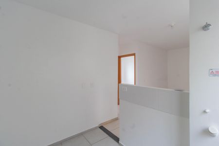 Apartamento para alugar com 55m², 2 quartos e sem vaga Apartamento para alugar com 55m², 2 quartos e sem vagaCozinha e Área de Serviço