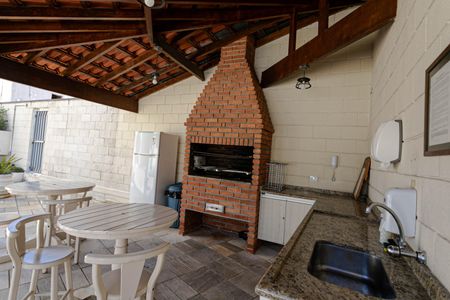 Apartamento para alugar com 66m², 2 quartos e 1 vaga Apartamento para alugar com 66m², 2 quartos e 1 vagaÁrea Comum - Churrasqueira