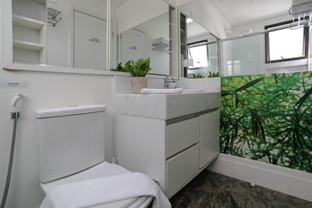 Apartamento para alugar com 66m², 2 quartos e 1 vaga Apartamento para alugar com 66m², 2 quartos e 1 vagaBanheiro