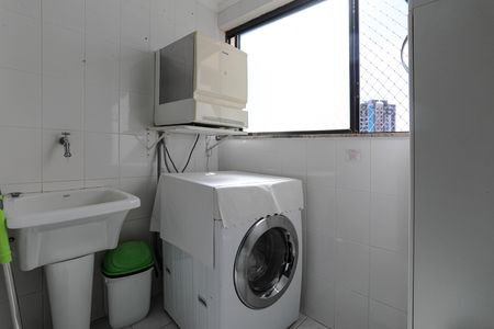 Apartamento para alugar com 66m², 2 quartos e 1 vaga Apartamento para alugar com 66m², 2 quartos e 1 vagaÁrea de Serviço