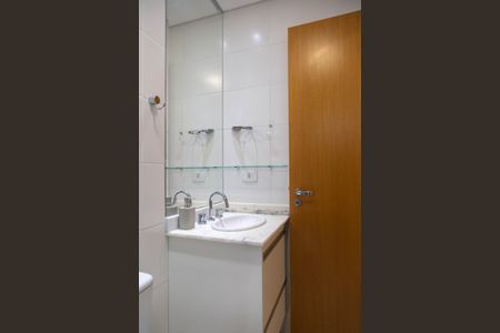 Apartamento à venda com 113m², 3 quartos e 2 vagas Apartamento à venda com 113m², 3 quartos e 2 vagasBanheiro da Suíte 3