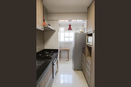 Apartamento à venda com 113m², 3 quartos e 2 vagas Apartamento à venda com 113m², 3 quartos e 2 vagasCozinha