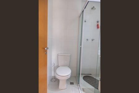 Apartamento à venda com 113m², 3 quartos e 2 vagas Apartamento à venda com 113m², 3 quartos e 2 vagasBanheiro da Suíte 2