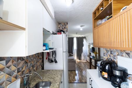 Apartamento para alugar com 42m², 2 quartos e 1 vaga Apartamento para alugar com 42m², 2 quartos e 1 vagaCozinha e Área de Serviço