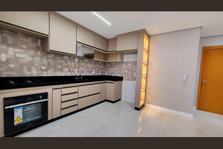 Apartamento à venda com 70m², 2 quartos e 1 vaga Apartamento à venda com 70m², 2 quartos e 1 vagaSala/Cozinha