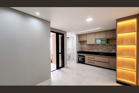 Apartamento à venda com 70m², 2 quartos e 1 vaga Apartamento à venda com 70m², 2 quartos e 1 vagaSala/Cozinha