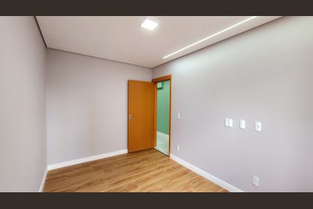Apartamento à venda com 70m², 2 quartos e 1 vaga Apartamento à venda com 70m², 2 quartos e 1 vagaQuarto 01