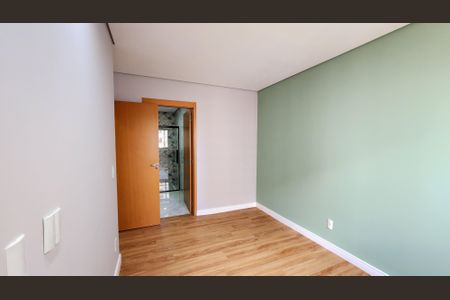 Apartamento à venda com 70m², 2 quartos e 1 vaga Apartamento à venda com 70m², 2 quartos e 1 vagaQuarto 02