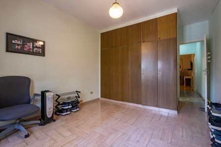 Casa à venda com 102m², 2 quartos e 2 vagas Casa à venda com 102m², 2 quartos e 2 vagasQuarto 2