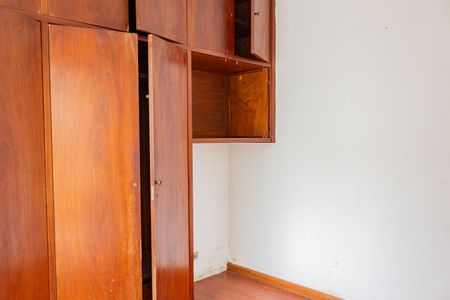 Casa à venda com 276m², 4 quartos e 4 vagas Casa à venda com 276m², 4 quartos e 4 vagasQuarto de Serviço