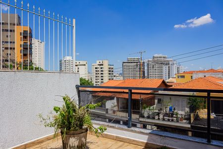 Casa à venda com 276m², 4 quartos e 4 vagas Casa à venda com 276m², 4 quartos e 4 vagasVaranda da Suíte